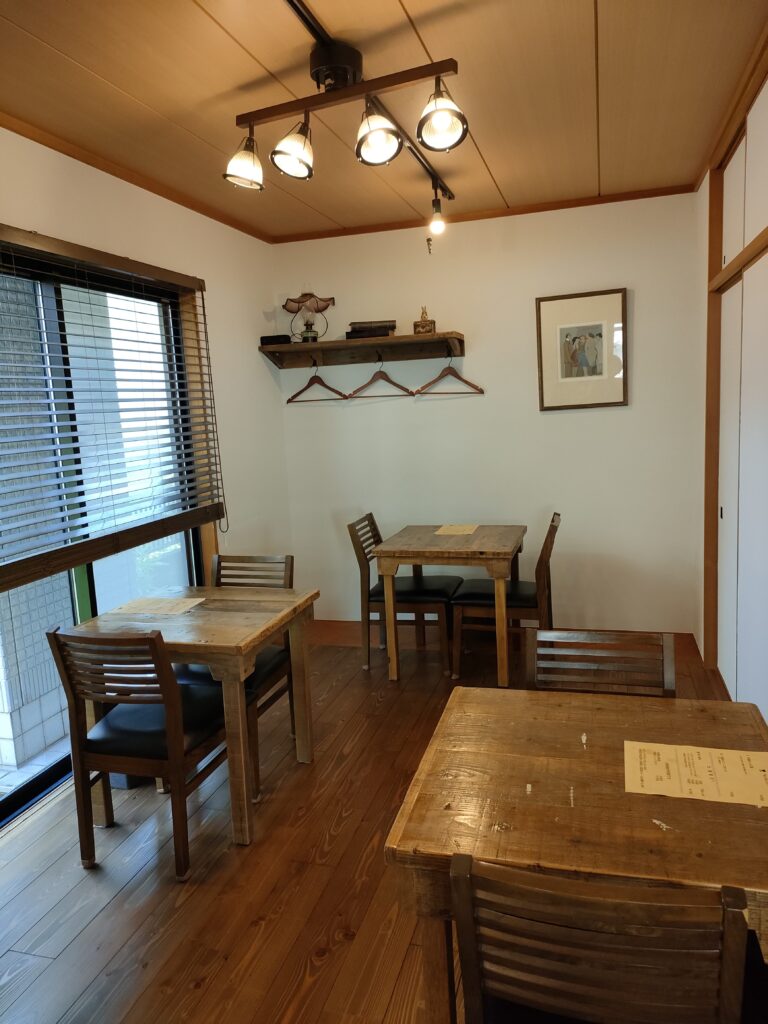 笑みしみカフェ店内