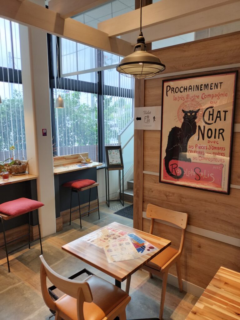 greenoasiscafe1Fテーブル席