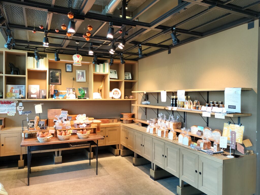 ムッシュイワン店内２