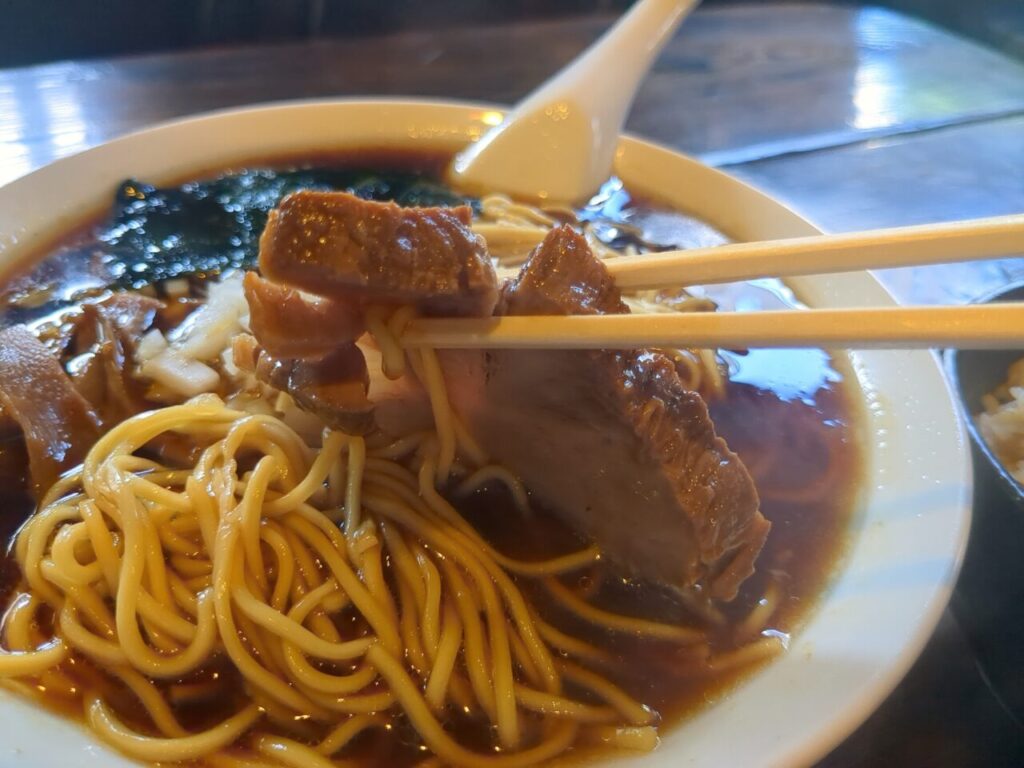 八王子ラーメン専門店あじたつ