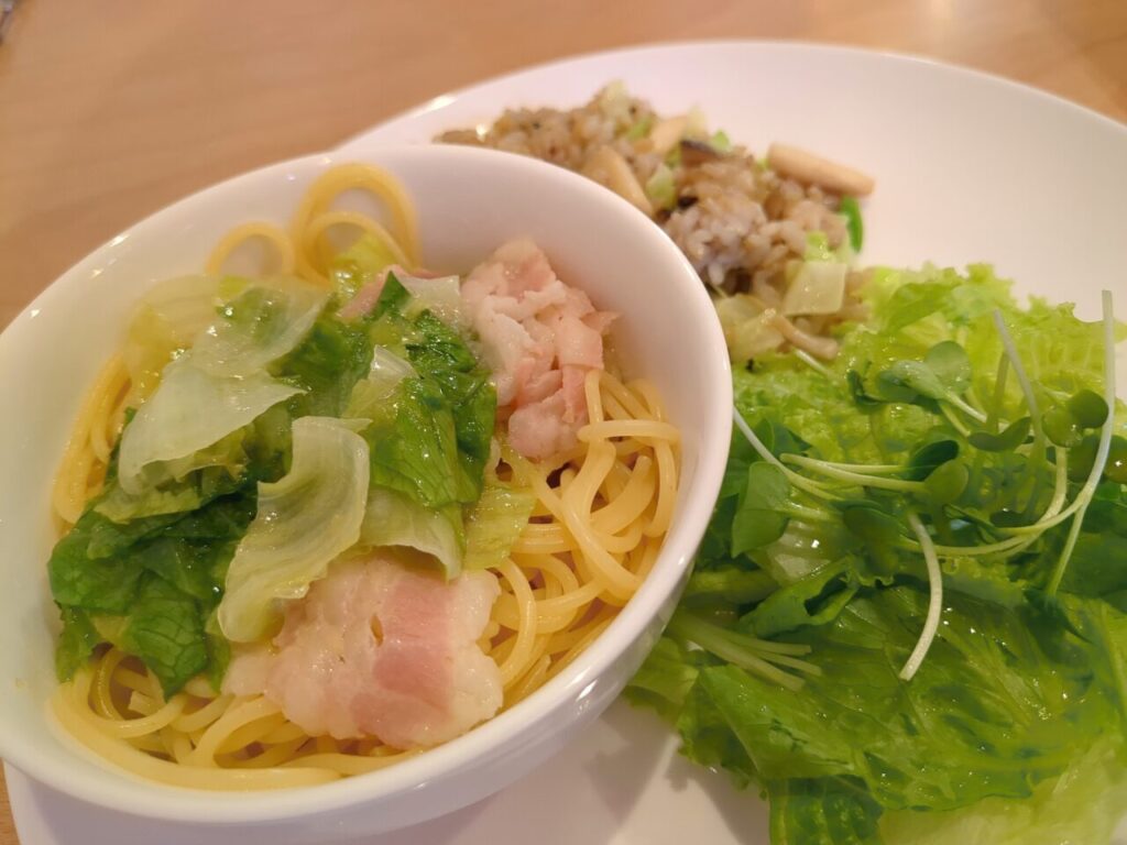 喫茶・カフェ レオ&こまる