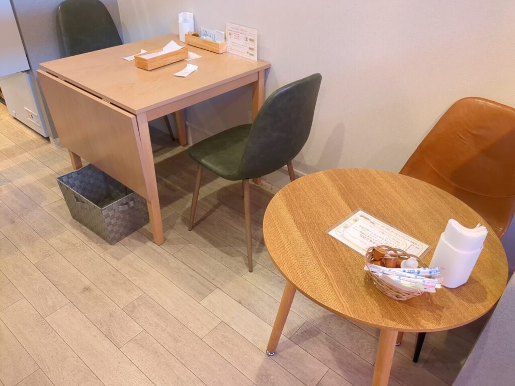 喫茶・カフェ レオ&こまる