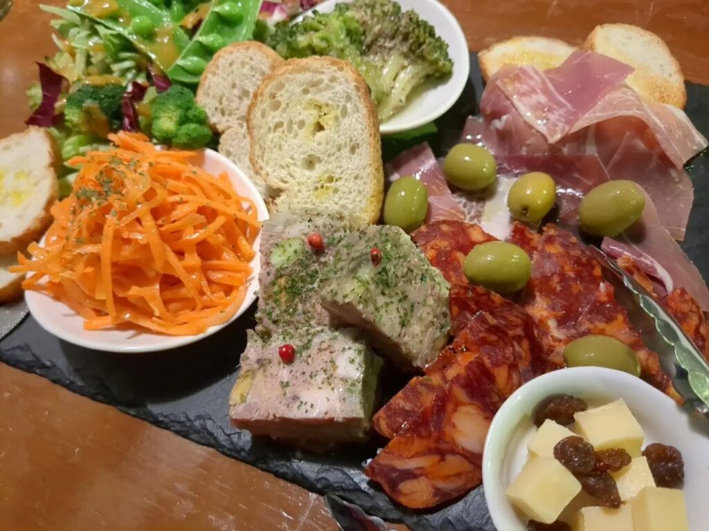 がぶ飲みワイン食堂Bistro 凱