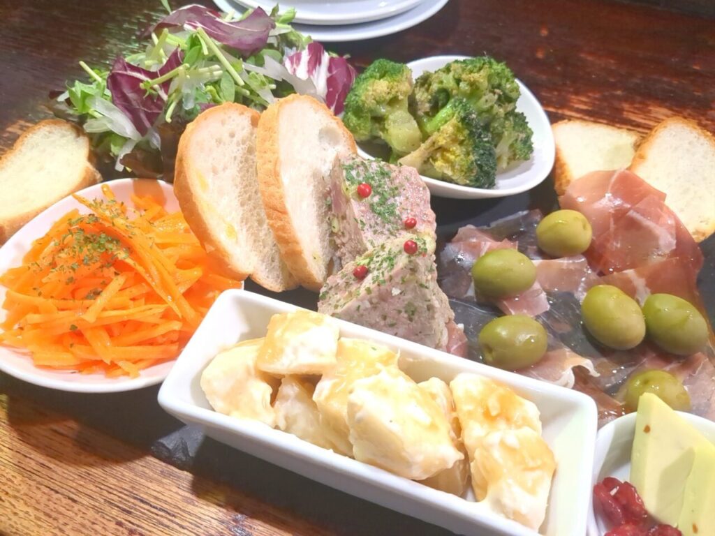 がぶ飲みワイン食堂Bistro 凱